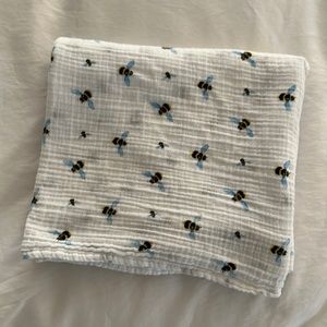 Malabar baby bumblebee muslin blanket